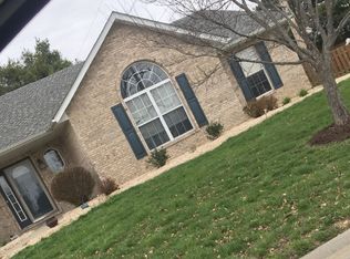 145 Wild Rose Dr, Belleville, IL 62221