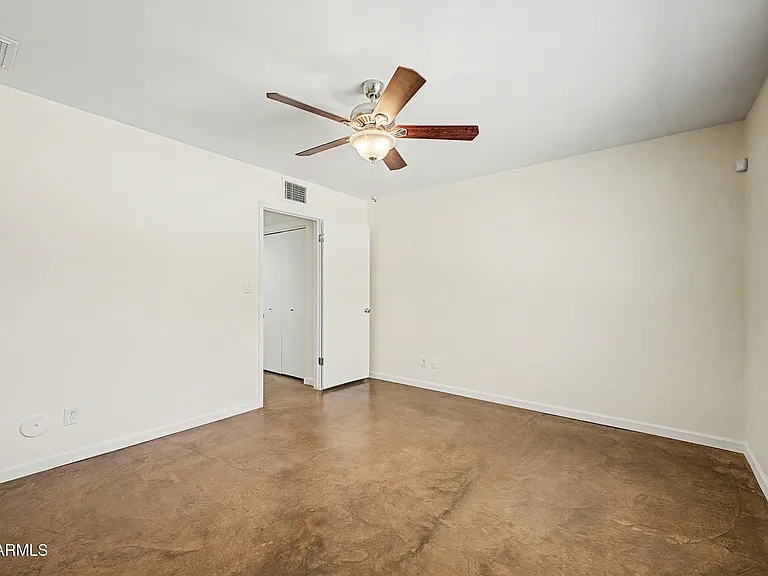 29 E Foothill Dr — Photo 20