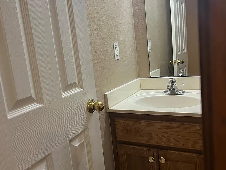 5104 Galloping Way — Photo 15