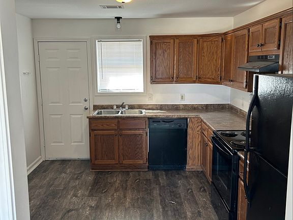 4th image of 1004 N 40th St APT 2