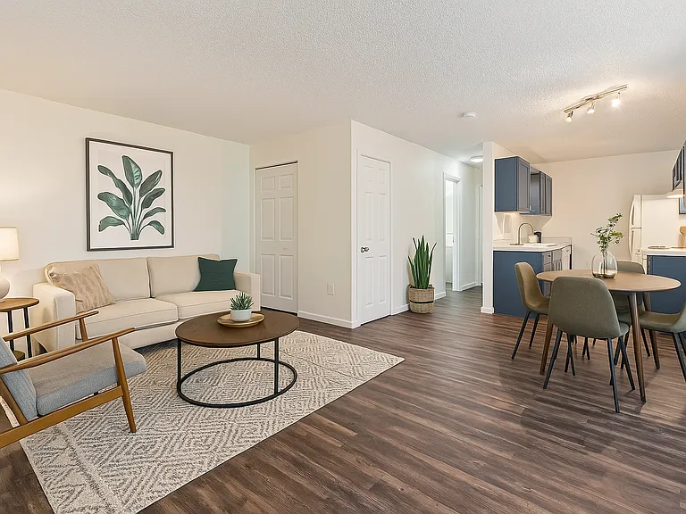 1377 Laredo St #101 — Photo 2