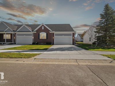 1466 Lincoln St, Lapeer, MI, 48446