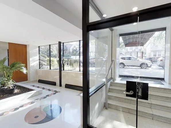 1577 East 17th Street image 1 of 10