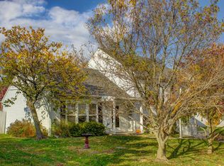 681 Cortland Dr, York, PA 17403