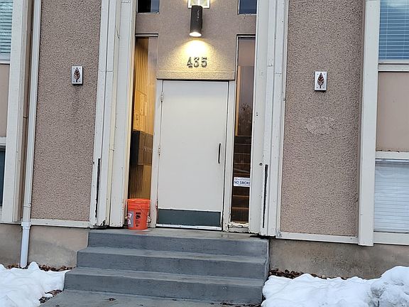 3rd image of 435 E Creekside Cir #1-C