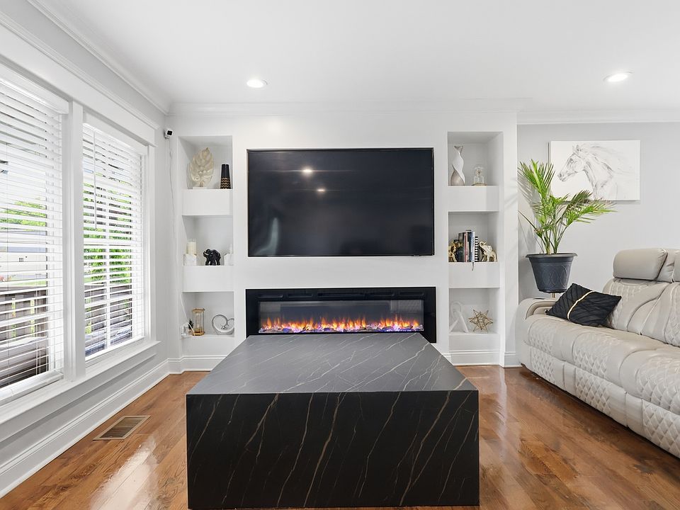 1st image of 602 Franklin Ave