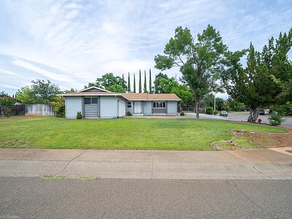 2nd image of 4957 Amanda Dr