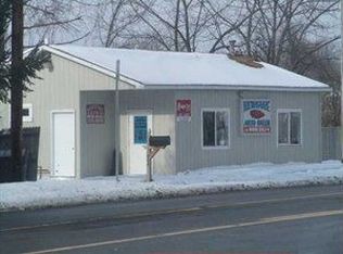 2898 Lockport Olcott Rd, Newfane, NY 14108