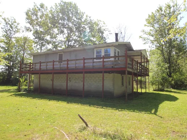 5520 Killian Rd, North Tonawanda, NY 14120