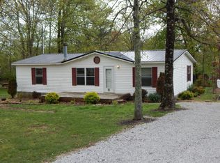 48 Crystal Ln, Crossville, TN 38571