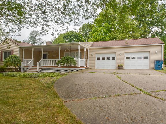 319 East dr Marshall-102