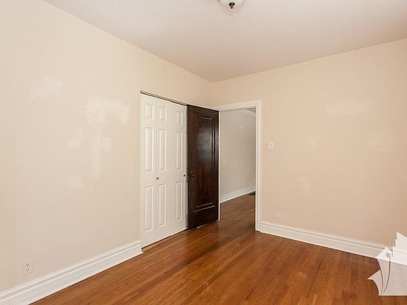 3rd image of 3630 N Bosworth Ave APT 1L