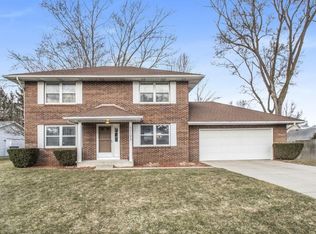52173 Cloister Ct, South Bend, IN 46637