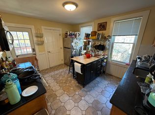 176 Elm St #2, North Cambridge, MA 02140