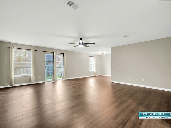 4th image of 1944 Jo Tam Ln