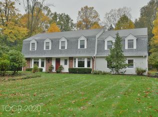 29 Valley Ln, Upper Saddle River, NJ 07458
