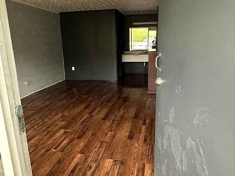 1746 S Highway 25 W #107 — Photo 5