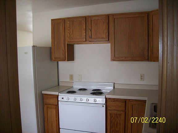4th image of 828 Hobart St #A
