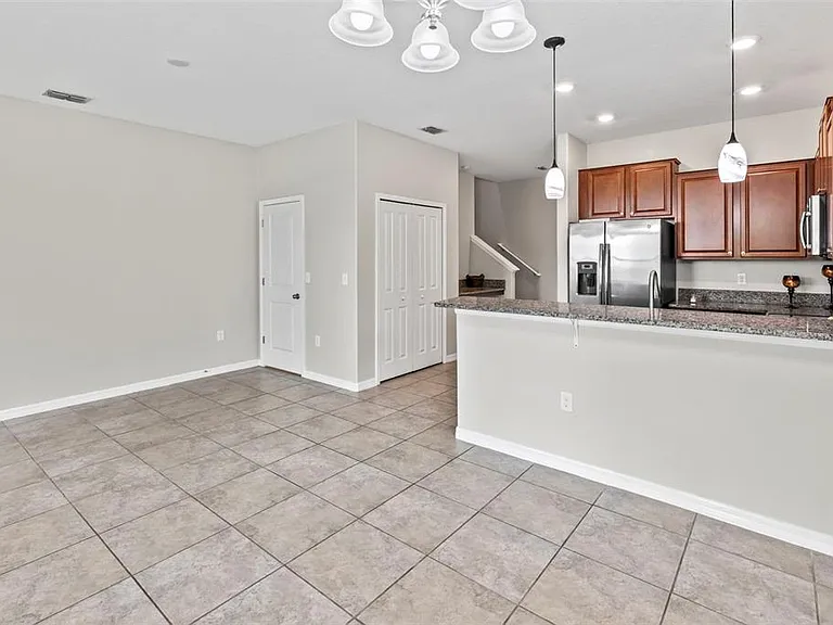 15504 Florence Hollow Pl — Photo 10