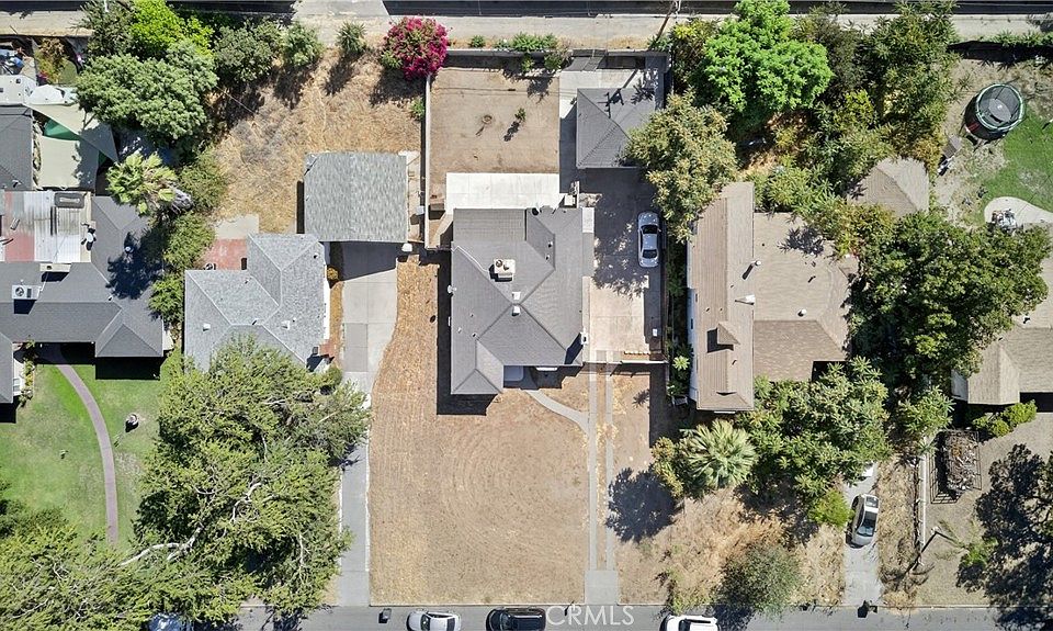 1st image of 2777 Serrano Rd