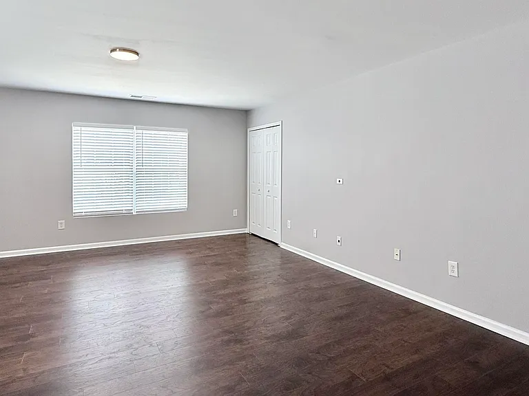 4604 Miller Dr — Photo 18