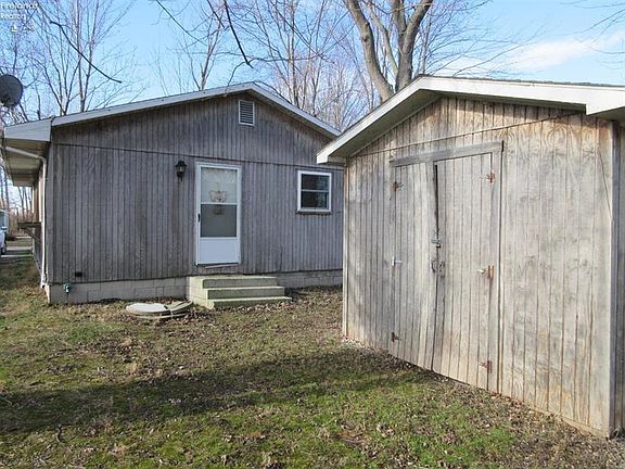3rd image of 1108 Wilson Ave