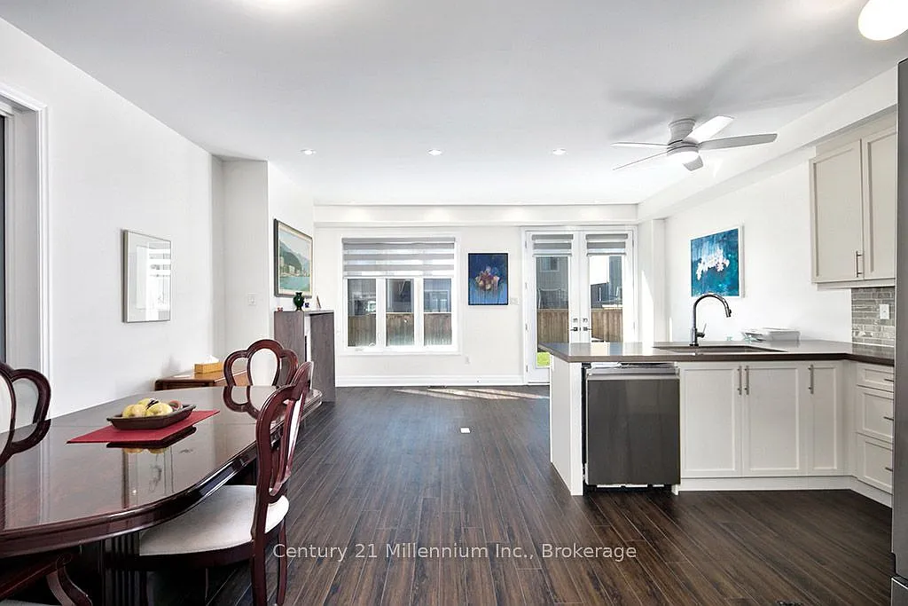 3 bed, $2,900 — Photo 4