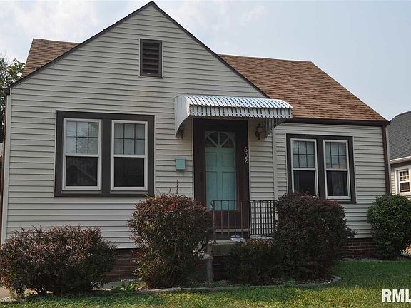 2nd image of 602 W Albany Ave