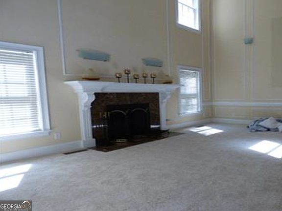 4th image of 5621 Shamrock Ln