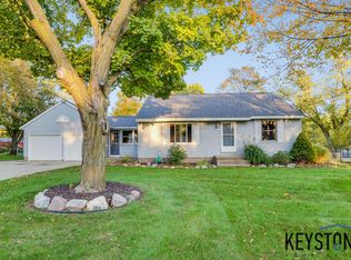 6930 Maple Ave, Jenison, MI 49428