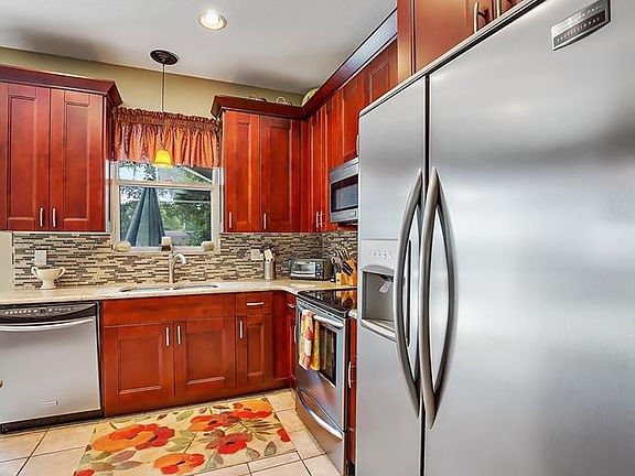4th image of 3054 Savannah Oaks Cir