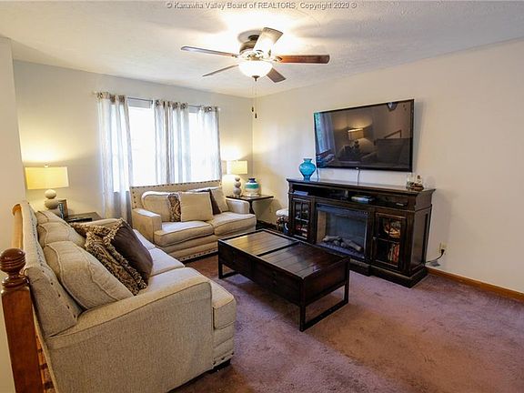 4th image of 4016 Seymour Ln