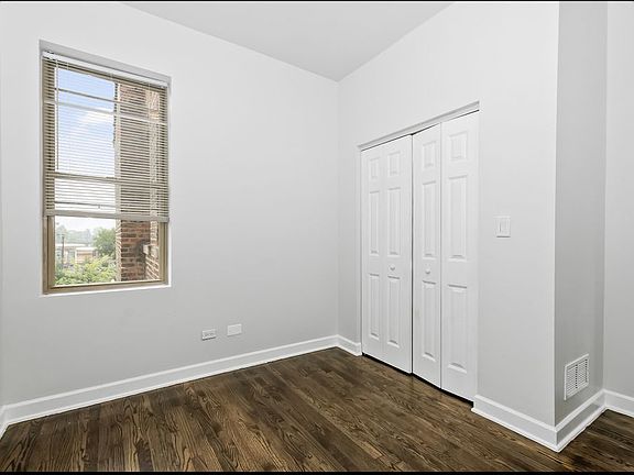 3rd image of 2144 S Lawndale Ave