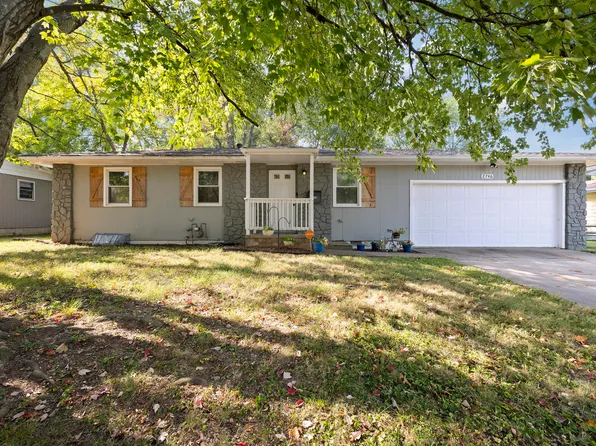 2746 W Whiteside Street, Springfield, MO 65807