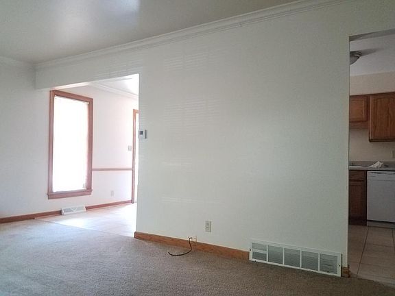 3rd image of 960 N 123rd St APT 3
