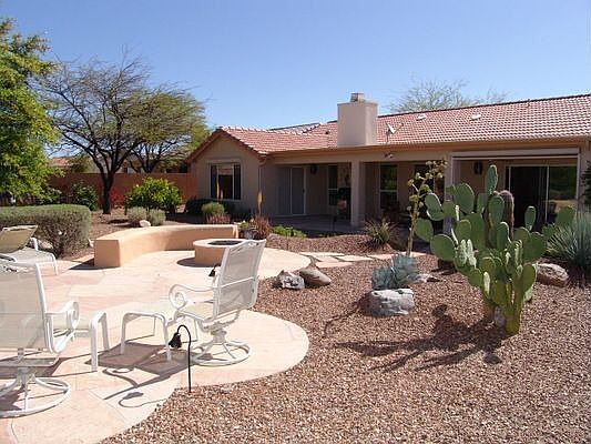 Flagstone patio with firepit