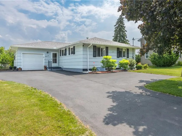 635 Bailey Rd, West Henrietta, NY 14586