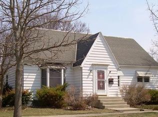 424 11th Ave, Brookings, SD 57006