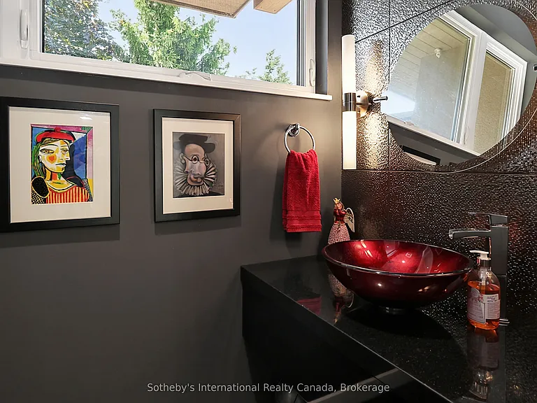 4 Holly Ct — Photo 19