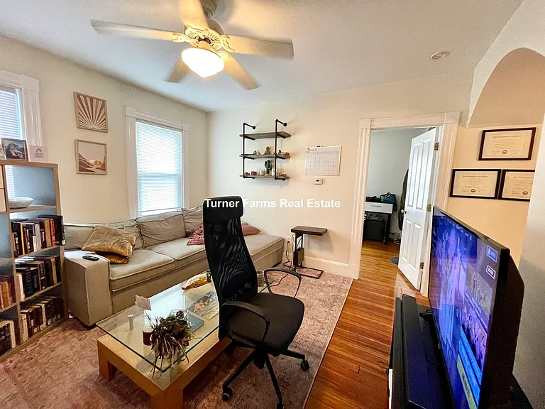 74 Gore St — Photo 10