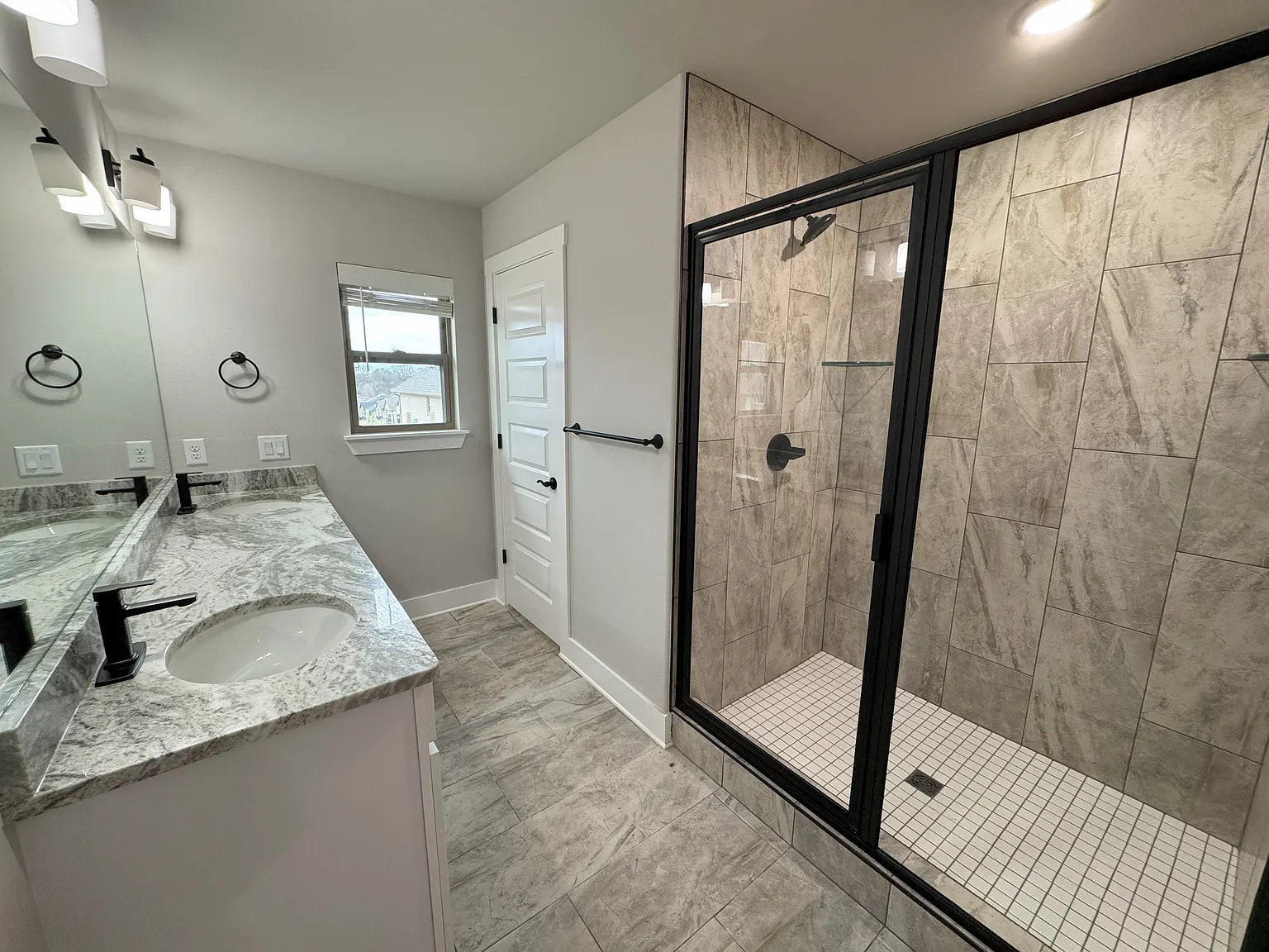 3 bed, 1782 sqft, $2,000 — Photo 4