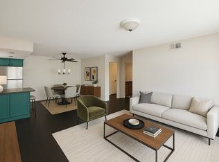 1140 W Blaine St APT 203, Riverside, CA 92507