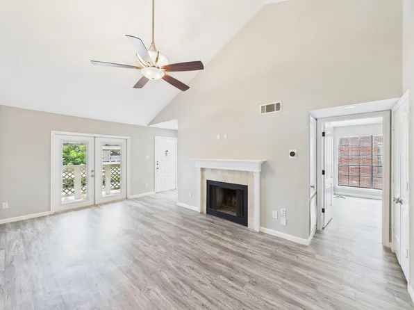 8055 Cambridge St APT 26, Houston, TX 77054