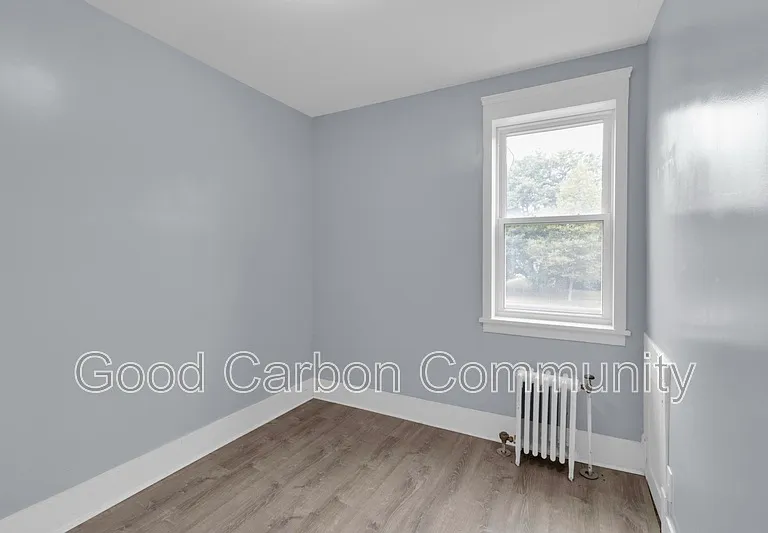 2809 Main St #2 — Photo 13