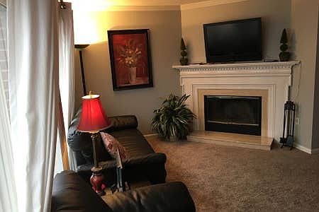 4th image of 640 S 2nd St APT 1