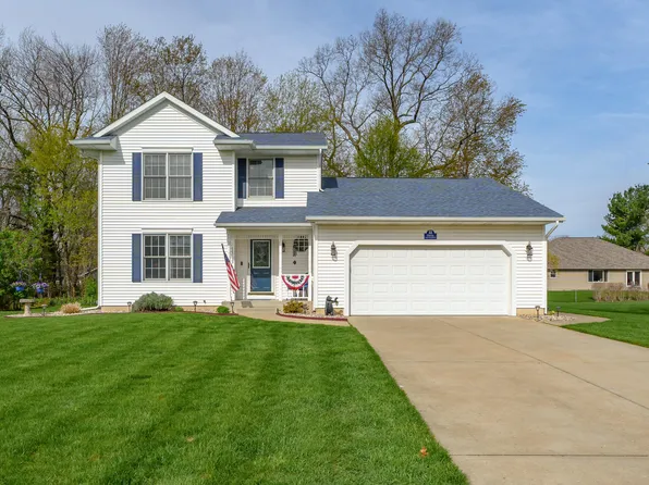 1004 Goodsell St, Otsego, MI 49078