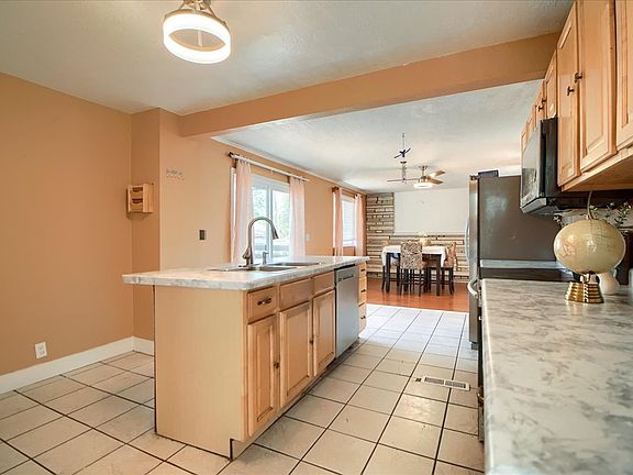 5th image of 1453 S Utahna Dr