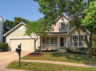 318 Woodlawn Terrace Ct, Ballwin, MO 63021