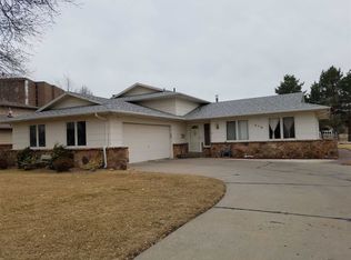 818 William Ave, North Platte, NE 69101