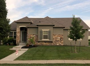 2219 Alexander Creek Dr, Raymore, MO 64083